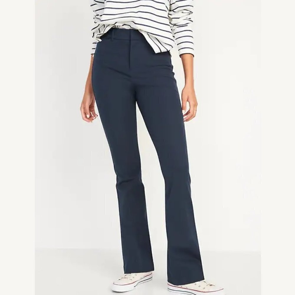 NWT! Old Navy In the Navy Women's High Waisted Pixie Flare Pants - Multiple🩷